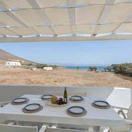 Molos Beachfront Villa *