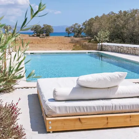 Villa Molos Beachfront *